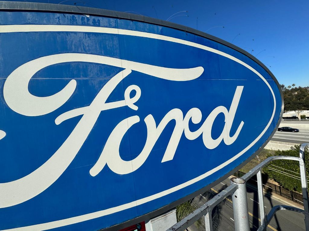 Commercial Sign Installation in California: Reducing Risk Through Professional Installation